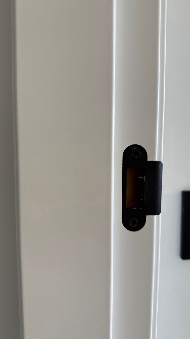 Puerta blanca lacada - Marco madera