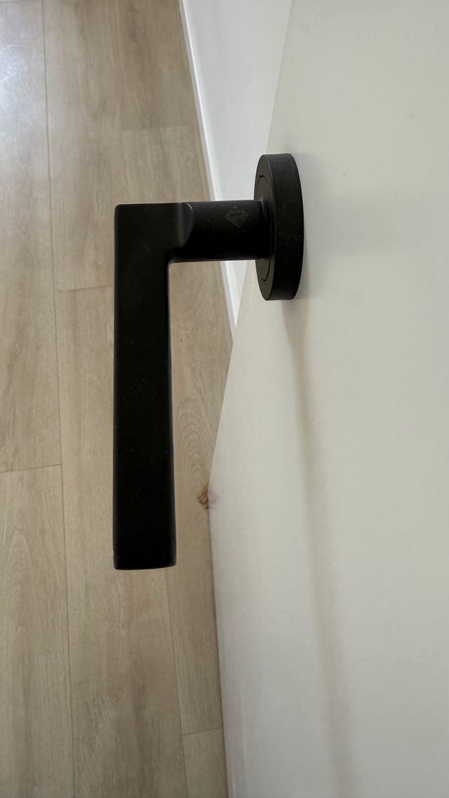 Puerta blanca lacada - Marco madera