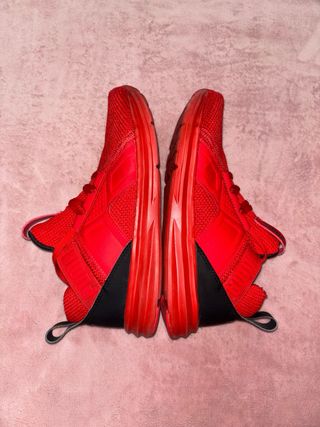 Zapatillas de running Puma Enzo Weave Rojo y Negro