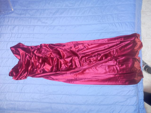 Abito elegante bordò