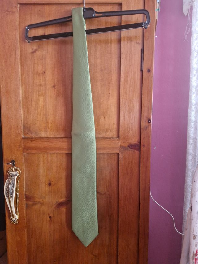 Cravatta NaraCamicie verde chiaro