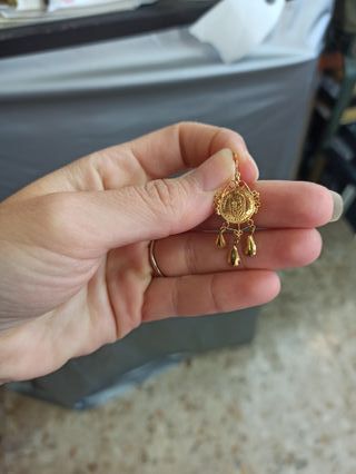 Pendientes Moneda Oro