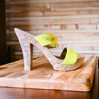Replay- Nuevas- Sandalias tacón en amarillo