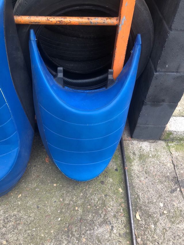 Acientos y frontal de moto GTX