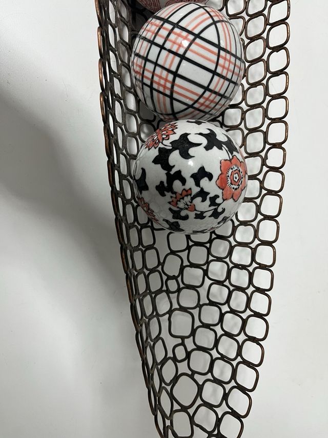 Elegante centro de mesa - 5 huevos decorativos