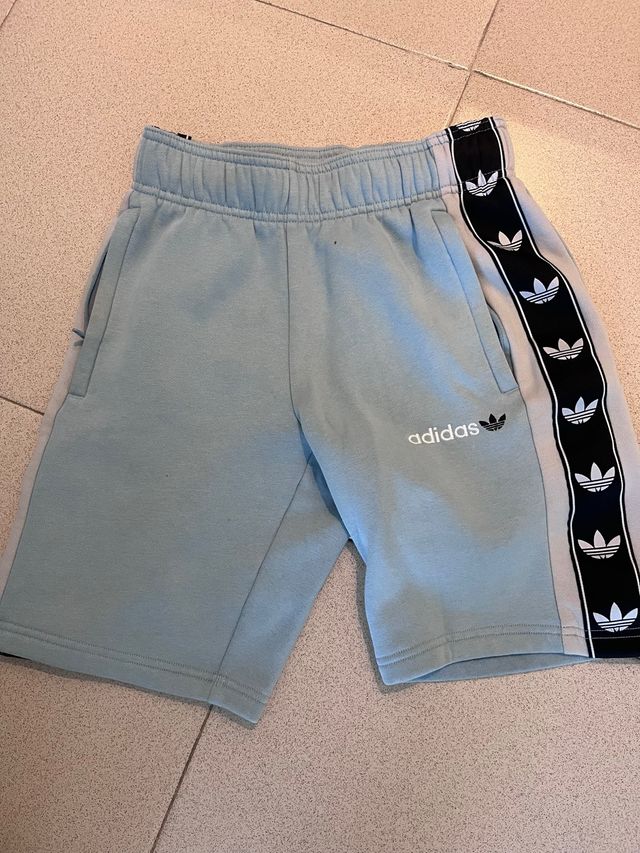 Pantalon corto Adidas azul