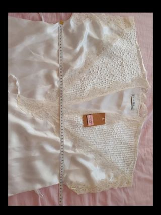 Bata y camisón GOA blancos