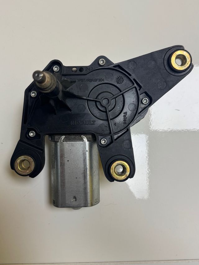 Motor limpia trasero Nissan Micra 2004