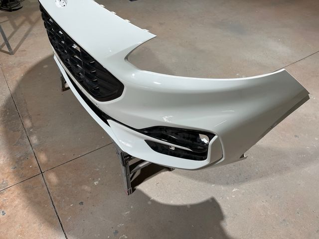 Paragolpes Ford Kuga III blanco St Line