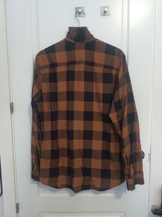 2 Camisas franela y 1 sobre camisa