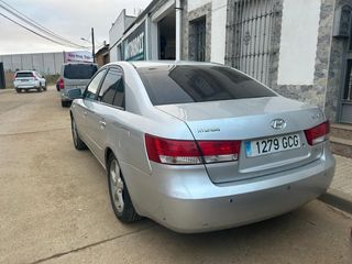 Hyundai Sonata AVERIADO