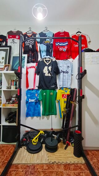 Gimnasio casa - Rack, banco y pesas 