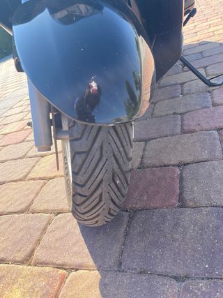 Suzuki Burgma  200cc. 19000Km A2
