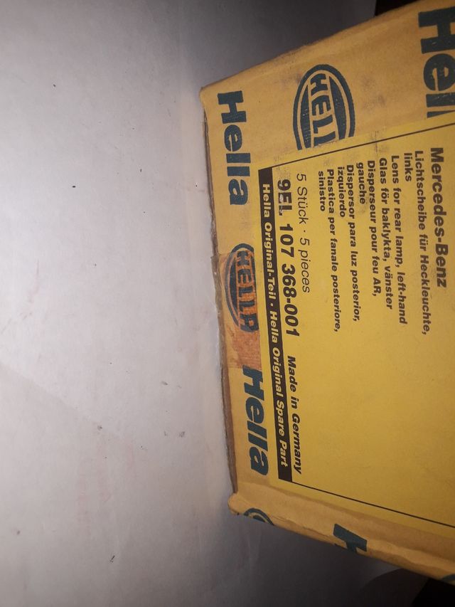 Plásticos traseros Hella de Mercedes