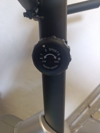 Bicicleta estática BH Fitness