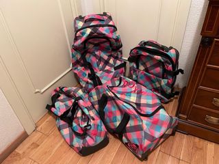 Set maletas Roxy multicolor NUEVAS