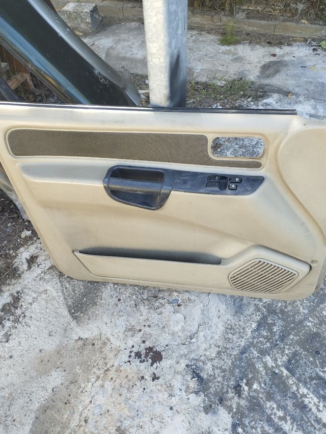 Paneles puerta terrano