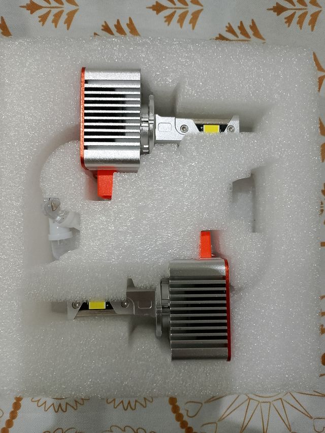 Luces LED HLXG para auto y moto