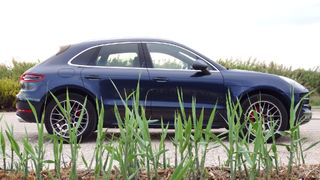 Porsche Macan TURBO   SPORT CHRONO