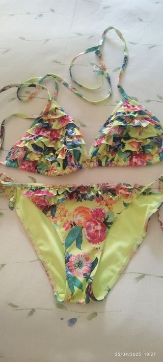 Bikini Flores - Bañador Verde fluor