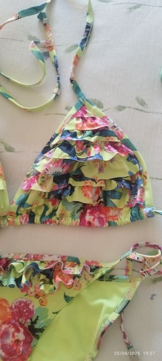 Bikini Flores - Bañador Verde fluor