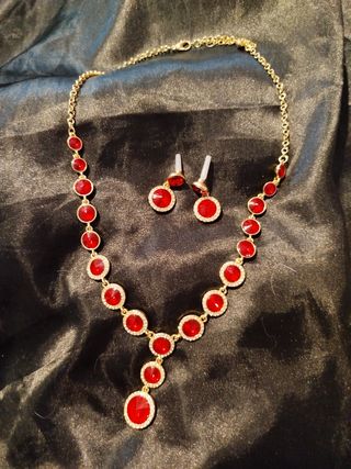 Conjunto de Joyería Elegante Dorado y Rojo