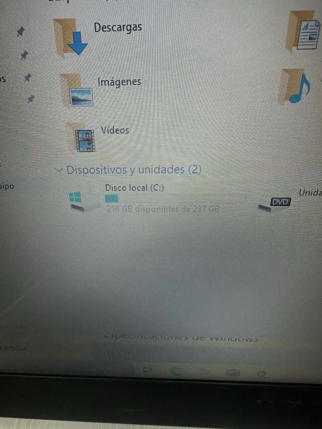 Portátil Asus 15" - i3-5005U