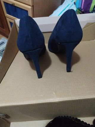 TACONES