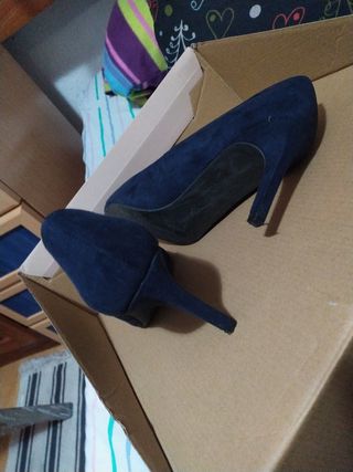 TACONES