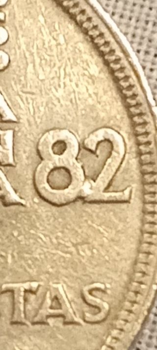 20) Moneda 25 Pesetas Juan Carlos I 1982 con error