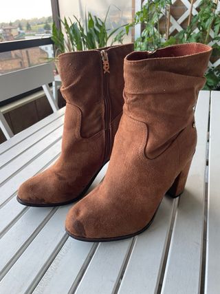 Botines XTI ante marrón - talla 42