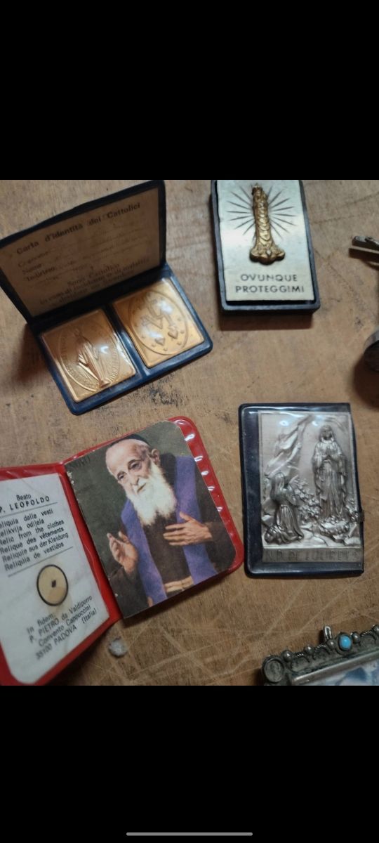 Lotto reliquie e oggetti sacri