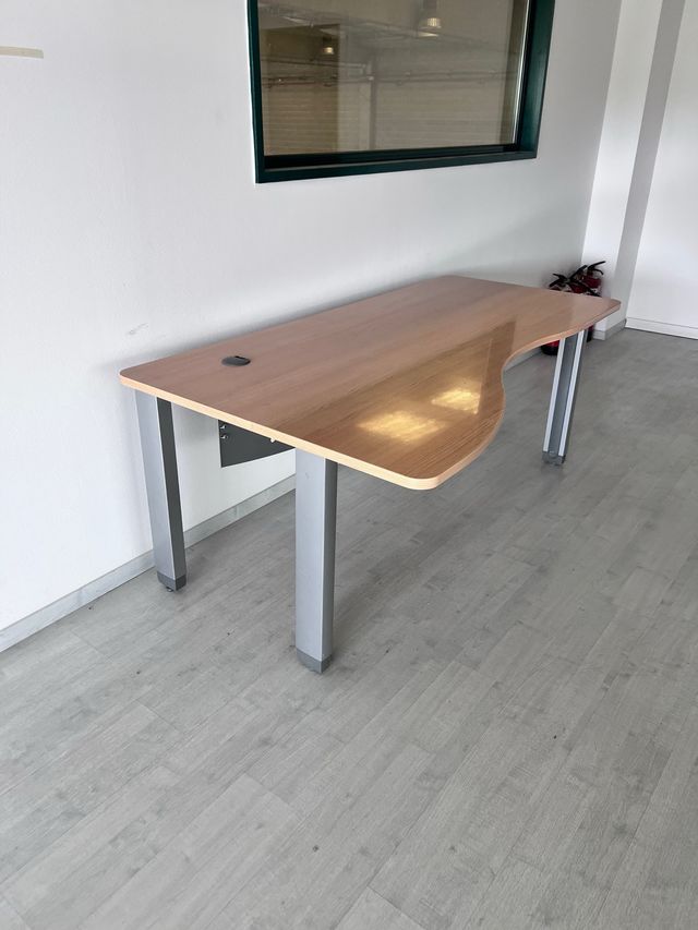 Escritorio como nuevo opcional con cajonera