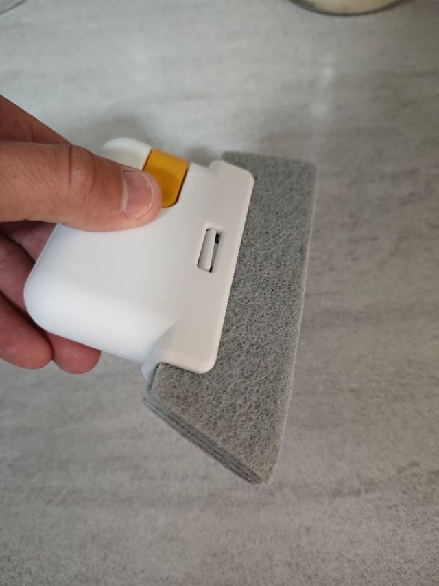 Limpia-ventanas portàtil