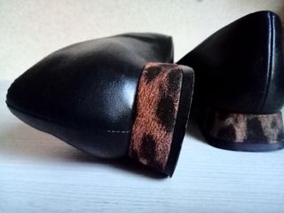 Zapatos tacón negro piel