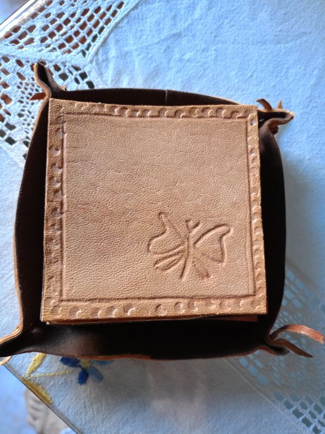 Juego de posavasos de cuero 