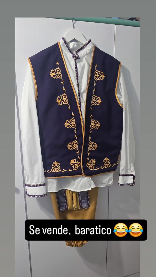 Traje media gala Almohabeno