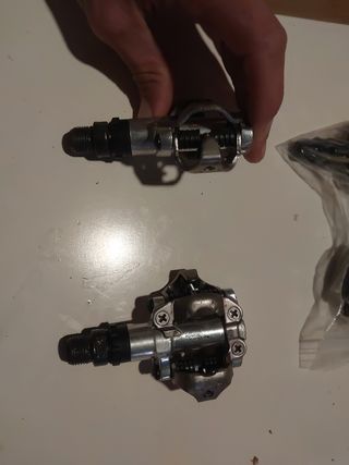 Pedales automáaticos Shimano
PD-M520