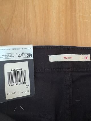 Pantalones Levis NUEVOS 712 Slim