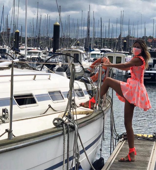 Vestido naranja fluor neon Guts and love S