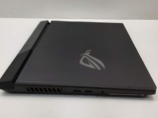 pc portatil rog strix mt7921
