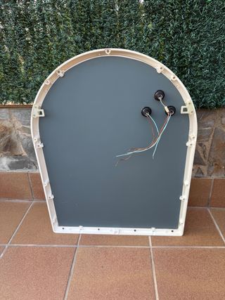 Espejo de arco con estante