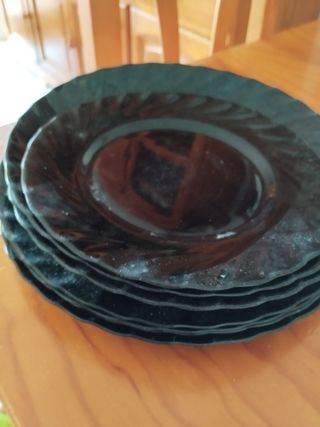 Platos 4 planos y 2 hondos