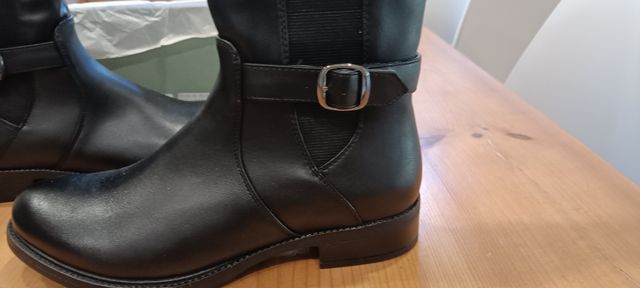 Botas altas negras piel - nuevas
