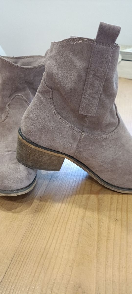 Botines marrón - talla 39