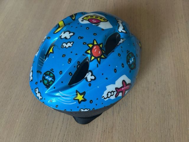 Casco de niño