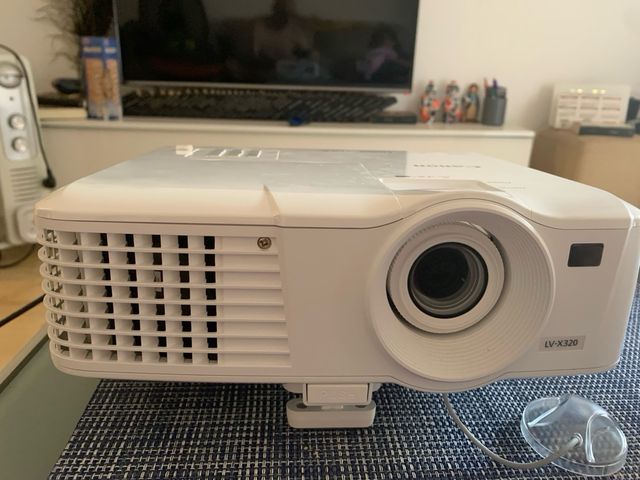 Proyector Canon LV-X320 - Blanco