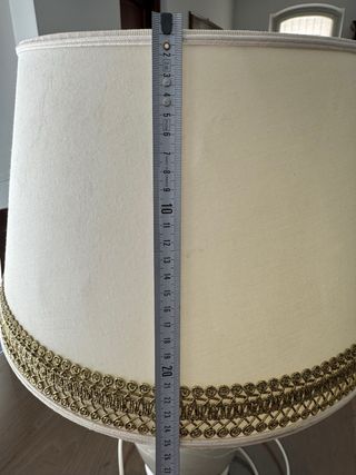 Lampada da tavolo ralizzata a mano made in Italy