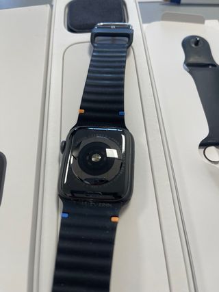 Apple Watch 5 Space Gray - usato - 44 mm