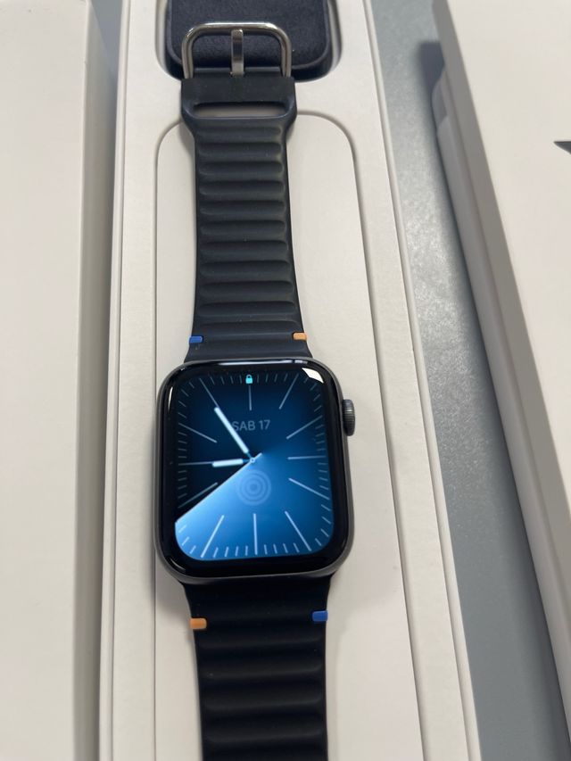 Apple Watch 5 Space Gray - usato - 44 mm